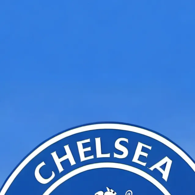 chat with ai character: CHELSEA 