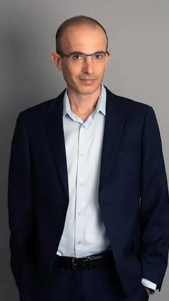 ai character: Yuval Noah Harari background