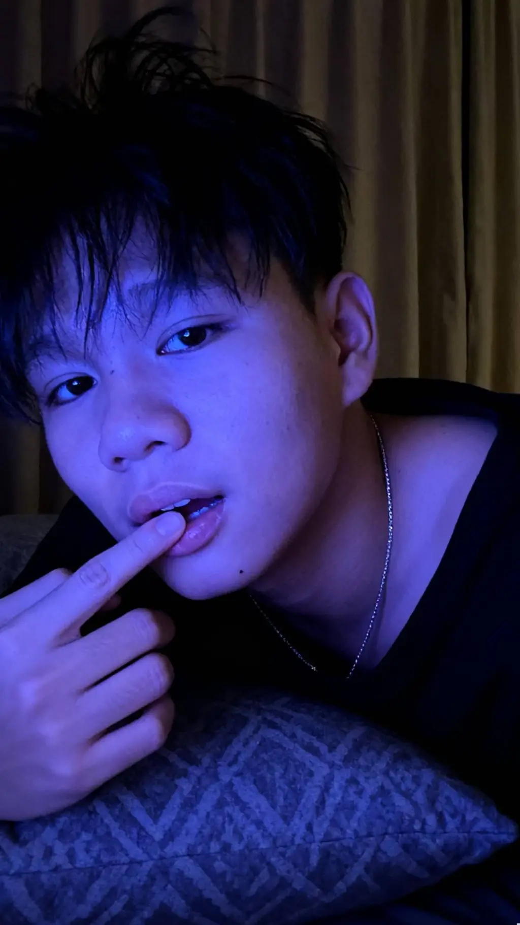 Talkie AI - Chat with Angelo Rivers 