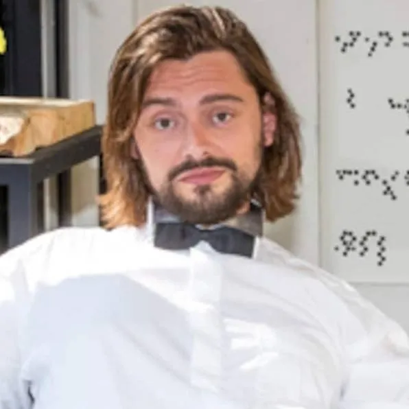 chat with ai character: Stefano Keizer
