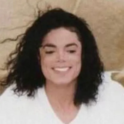 chat with ai character: Michael Jackson 