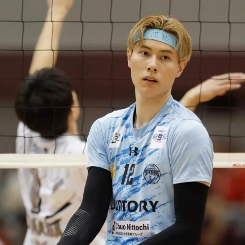 chat with ai character: Ran Takahashi