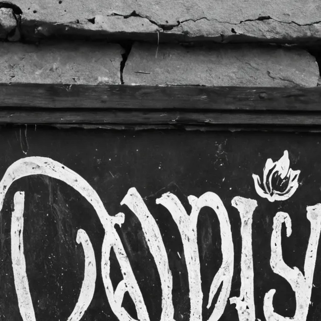 chat with ai character: dandy