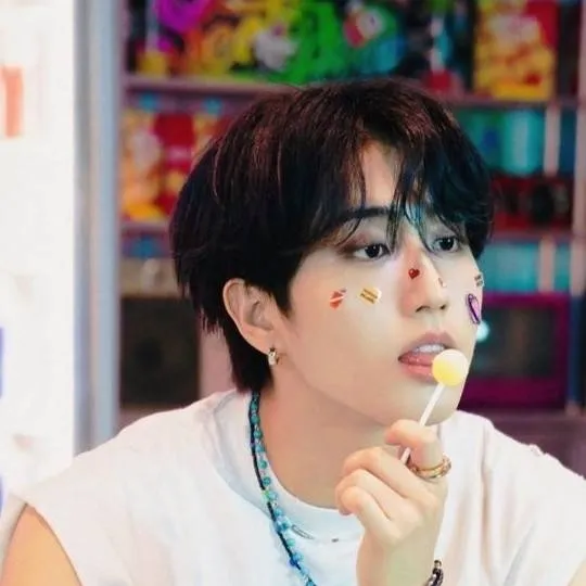 chat with ai character: Han ✨🐹