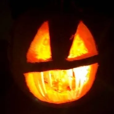 chat with ai character: shellcake