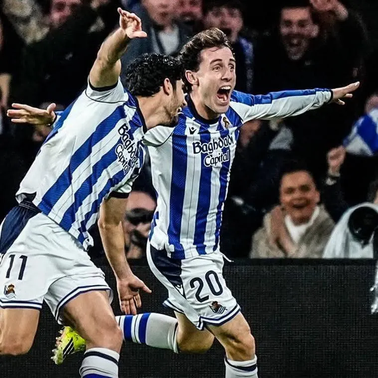 chat with ai character: Barcelona vs real 