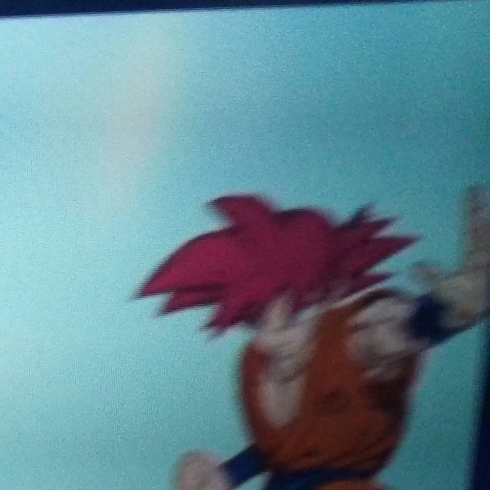 chat with ai character: SSJ god Goku 