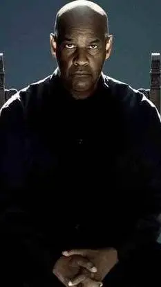 ai character: Robert McCall  background