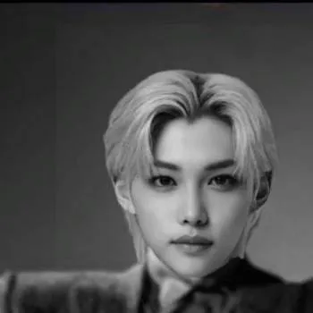 chat with ai character: kpop school