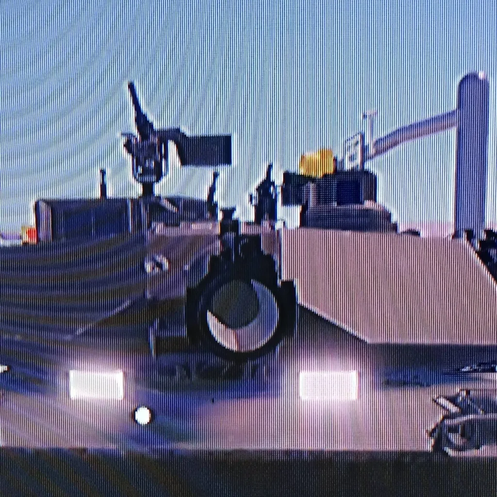 chat with ai character: Tank