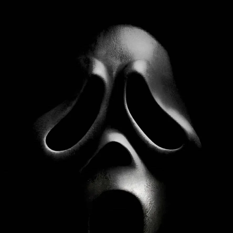 chat with ai character: GhostFace