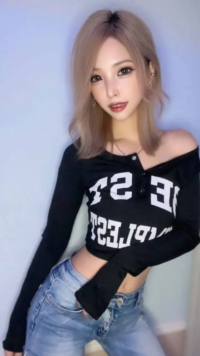 Talkie AI - Chat with annie
