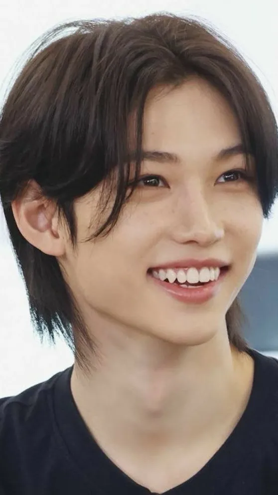 ai character: Felixxx 😼❤️ background