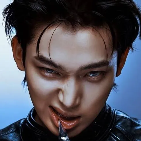 chat with ai character: Kim Sunoo