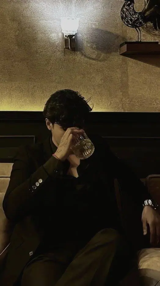 ai character: Jasper background