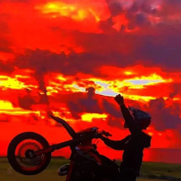 chat with ai character: Никита❤️🌹