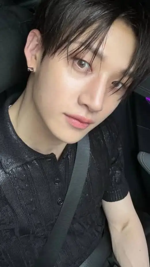 ai character: Bangchan background