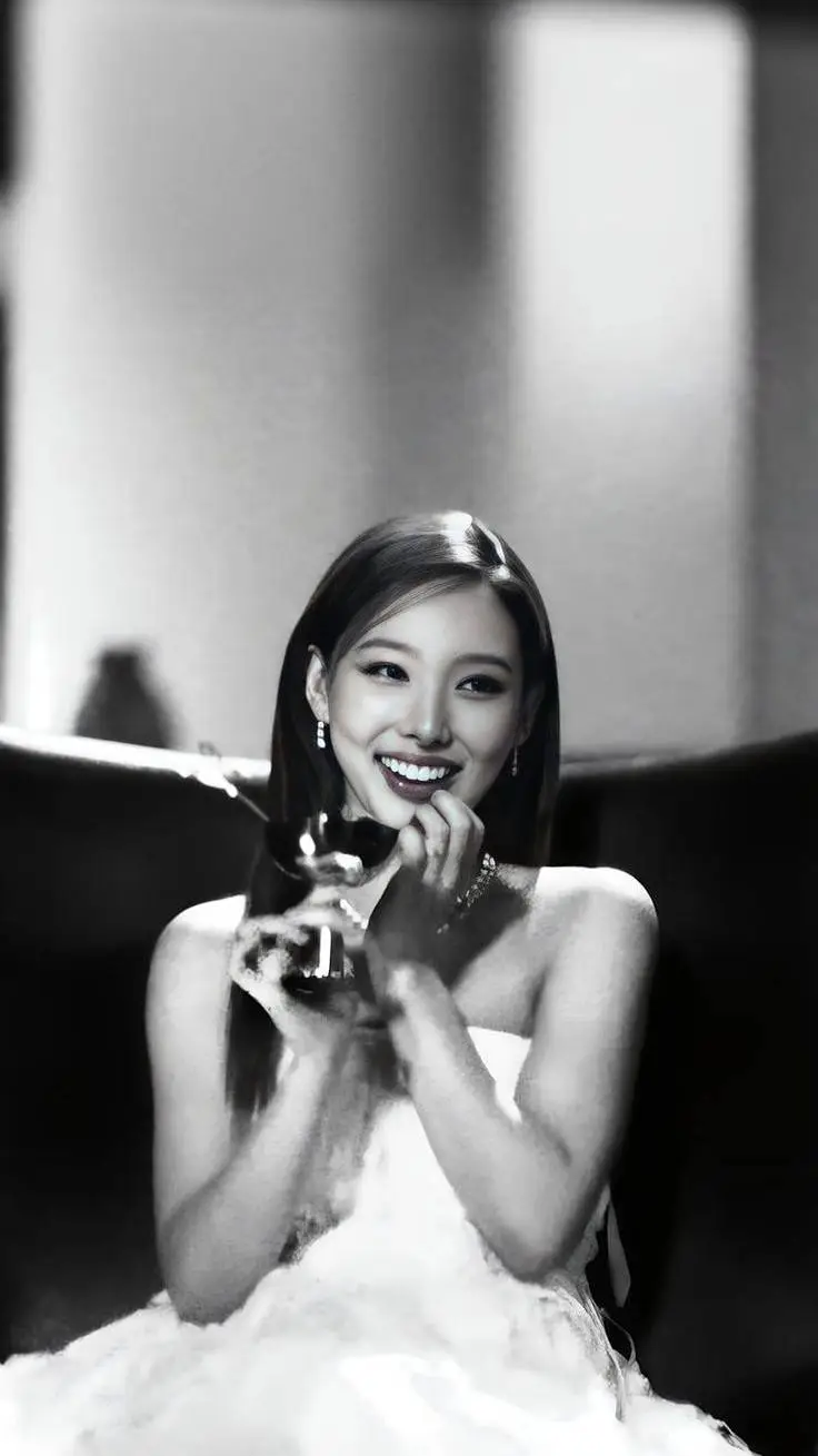 ai character: 𝐍𝐀𝐘𝐄𝐎𝐍 background
