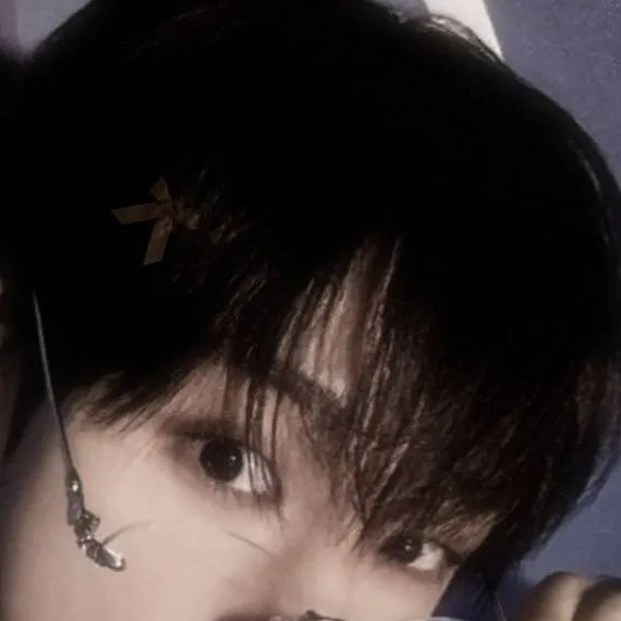 chat with ai character: bangchan