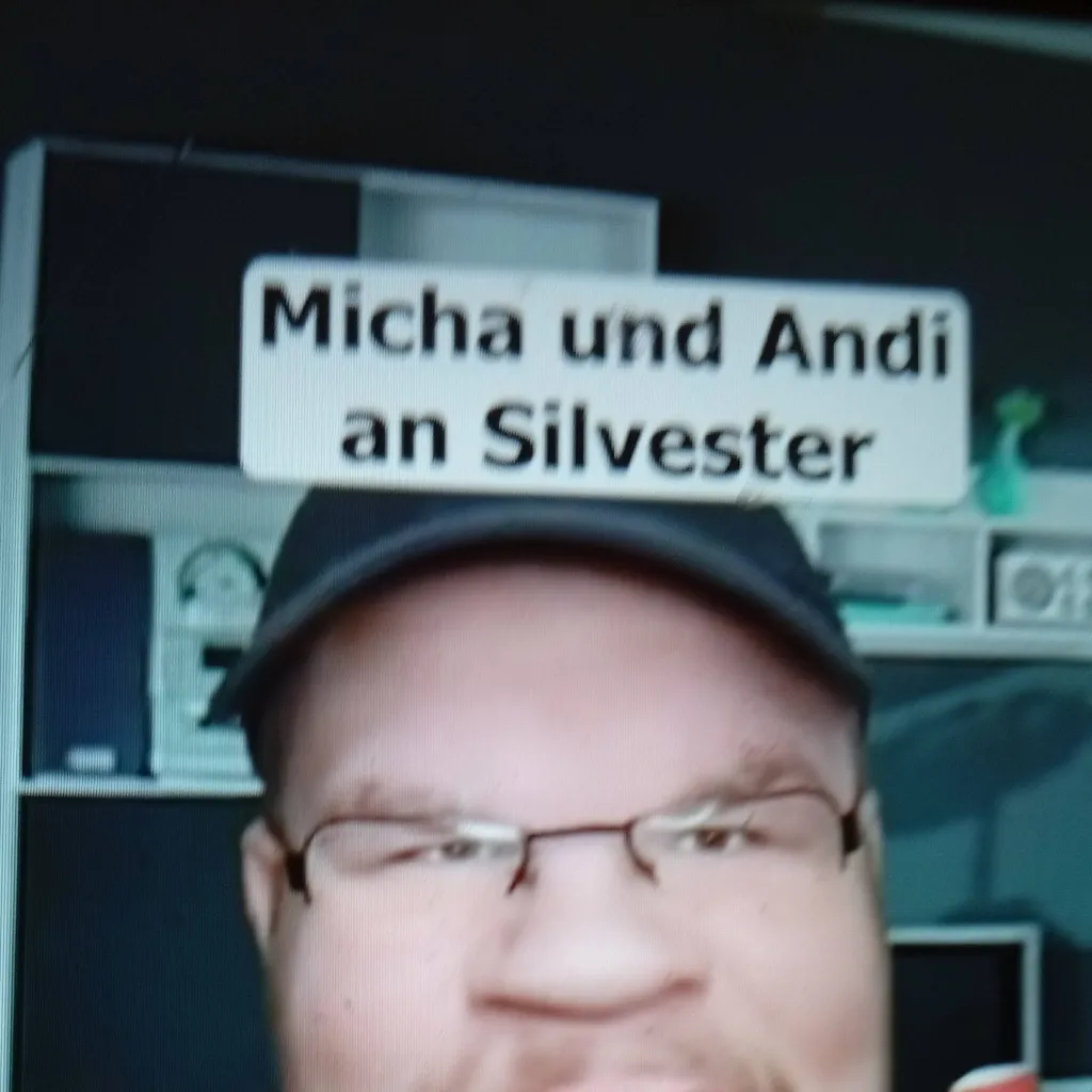 chat with ai character: Micha (Silvester)