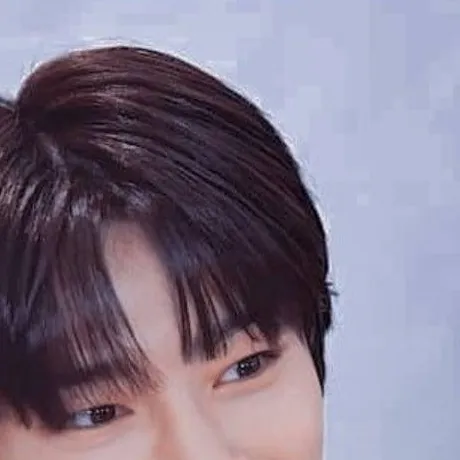 chat with ai character: mas jeongin🇰🇷💋💋