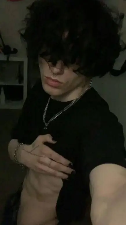 ai character: Xander Miller  background