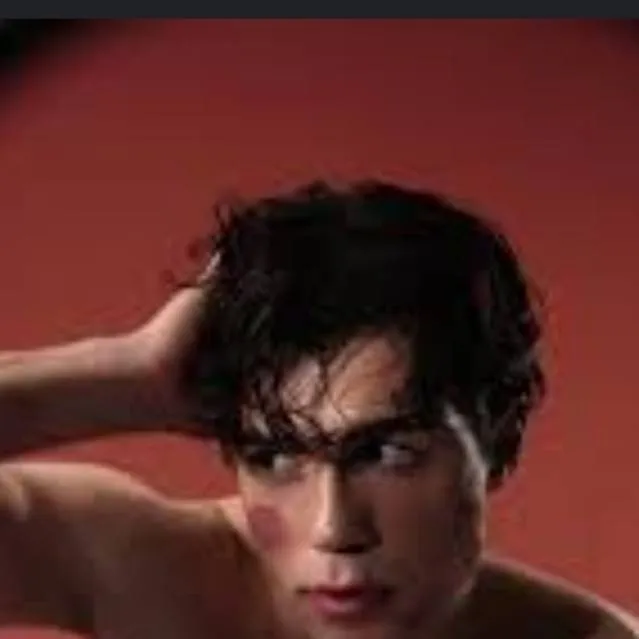 chat with ai character: kourt💗