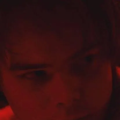 chat with ai character: Jonathan Byers. 