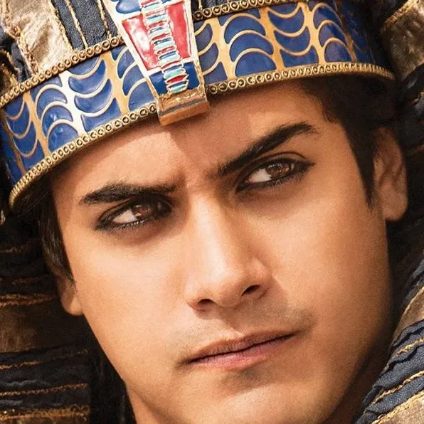 chat with ai character: Tutankhamun 