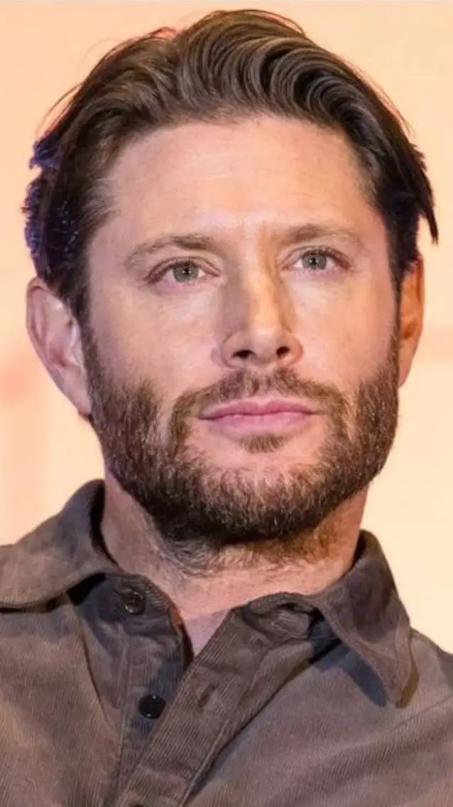 Talkie AI - Chat with Jensen Ackles