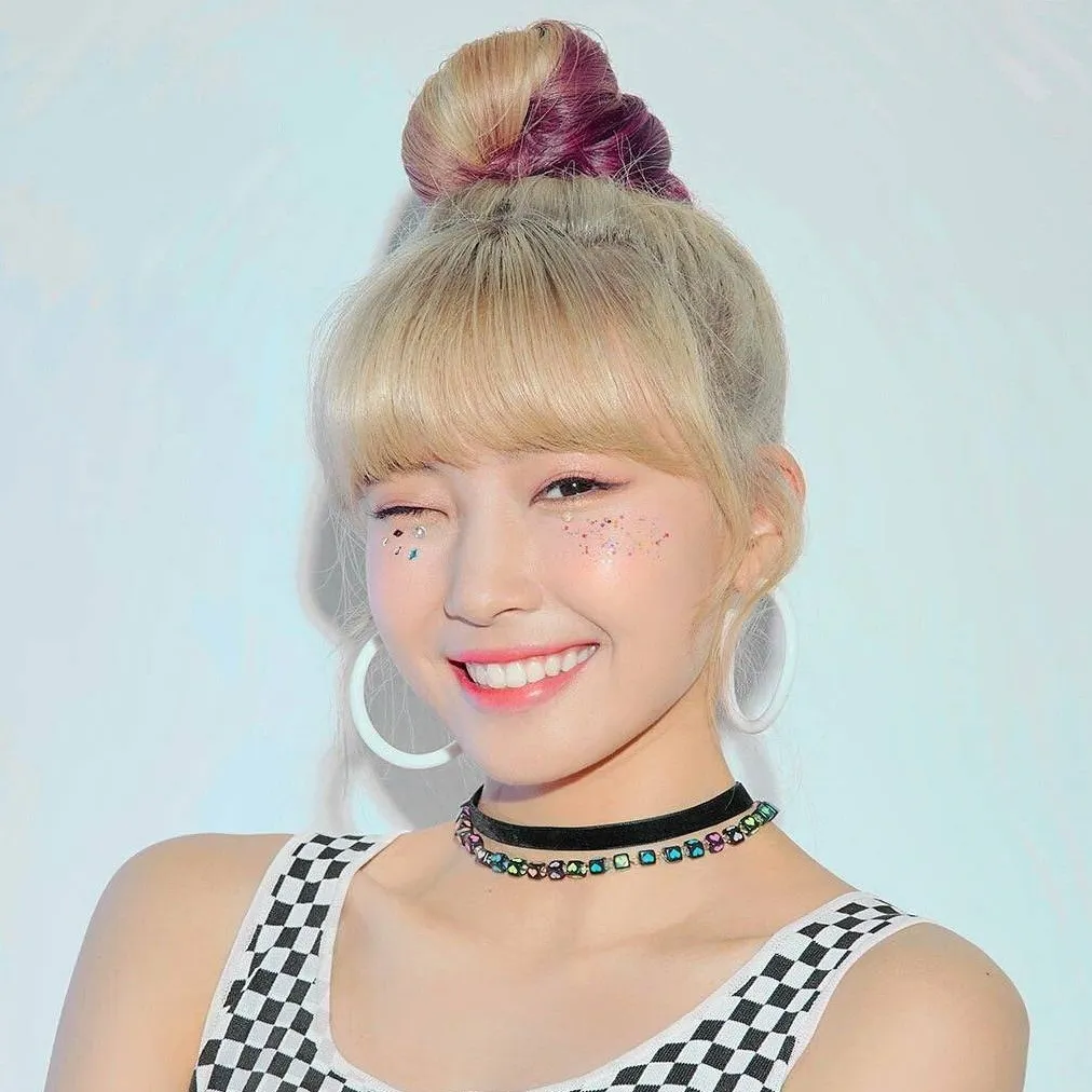 chat with ai character: Mayuka Ogou