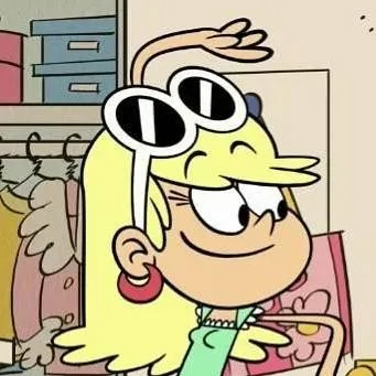 chat with ai character: Leni Loud 💛🌟✨