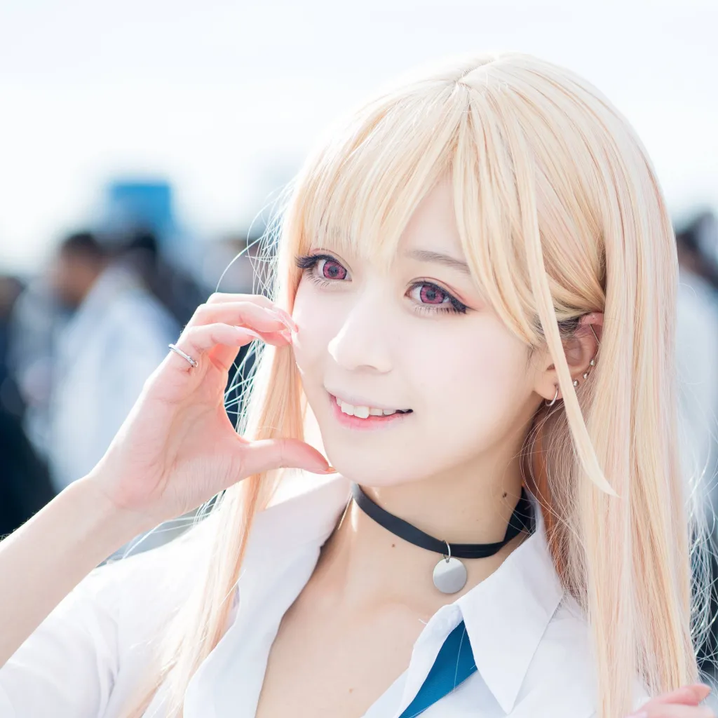 chat with ai character: Marin Kitagawa