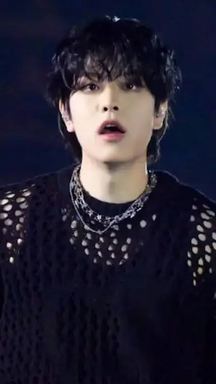 ai character: Kim Seungmin background