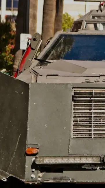 ai character: Tiv-2 🌪️📡 background