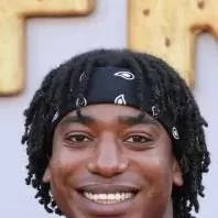 chat with ai character: Kevin langue show 