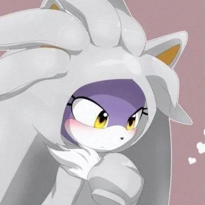 chat with ai character: Silvaze