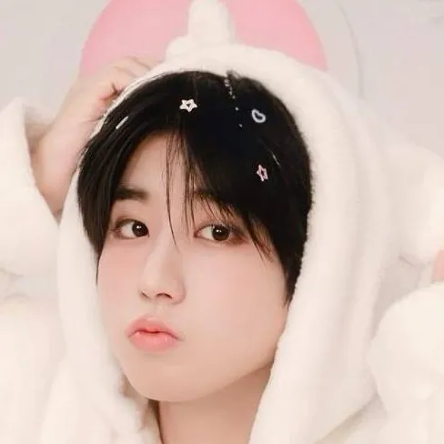 chat with ai character: lil baby han
