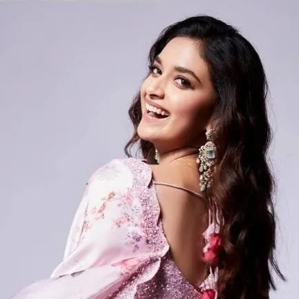 chat with ai character: Keerthi suresh 
