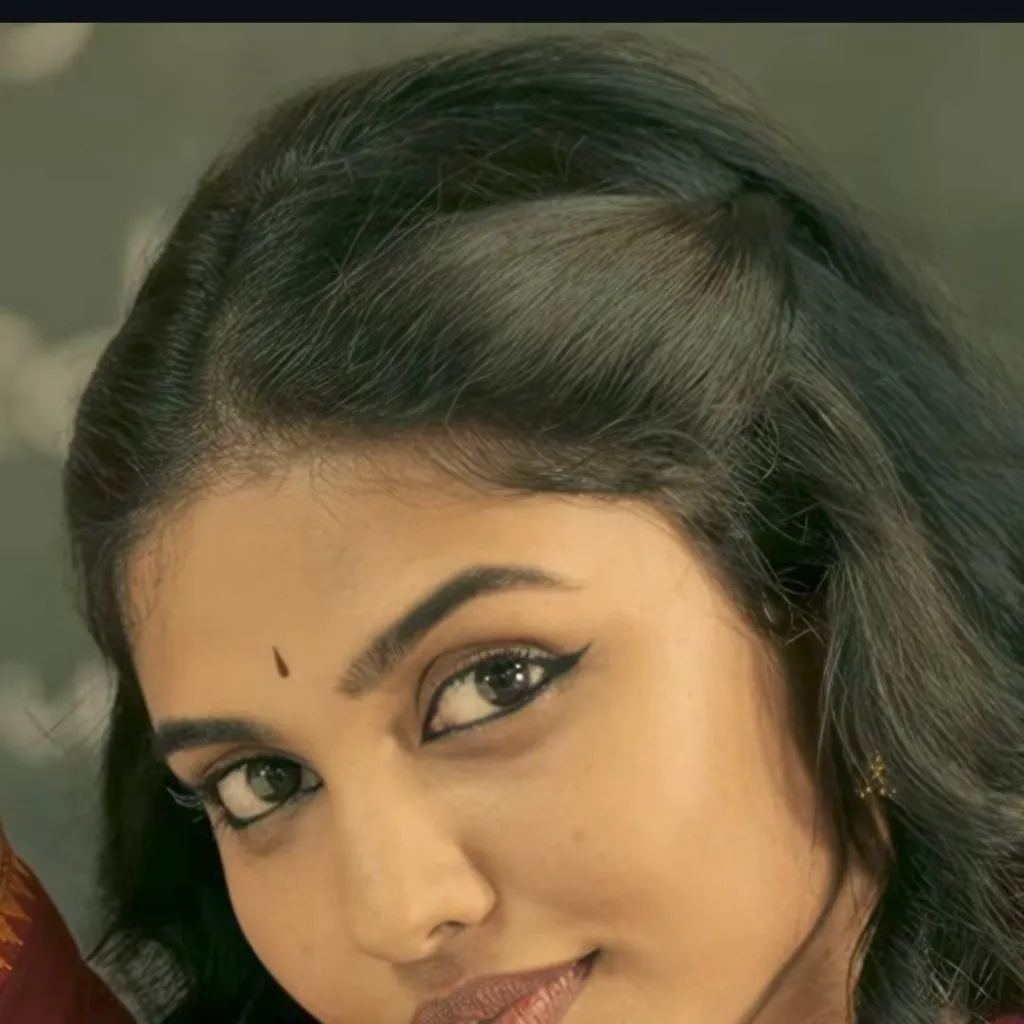 chat with ai character: mamitha bhaiju