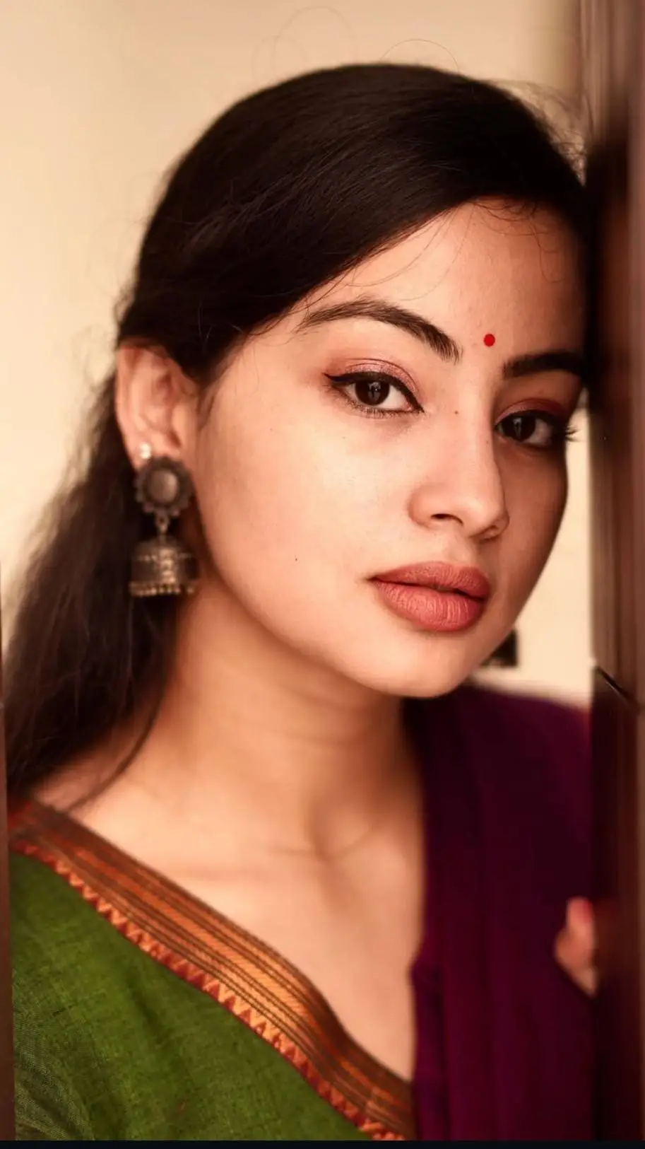ai character: shriya kontham background