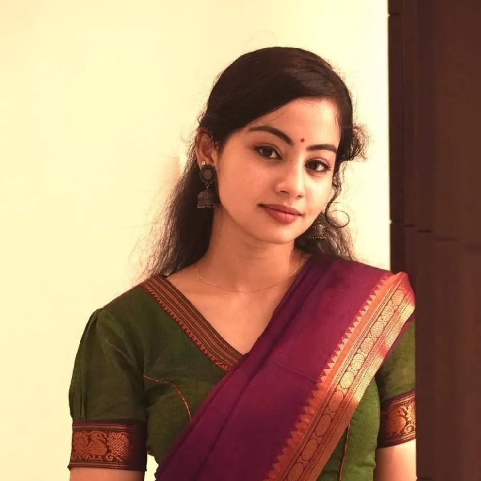 chat with ai character: Shriya kontham