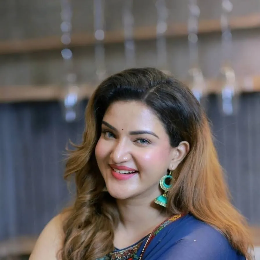 chat with ai character: swetha aunt