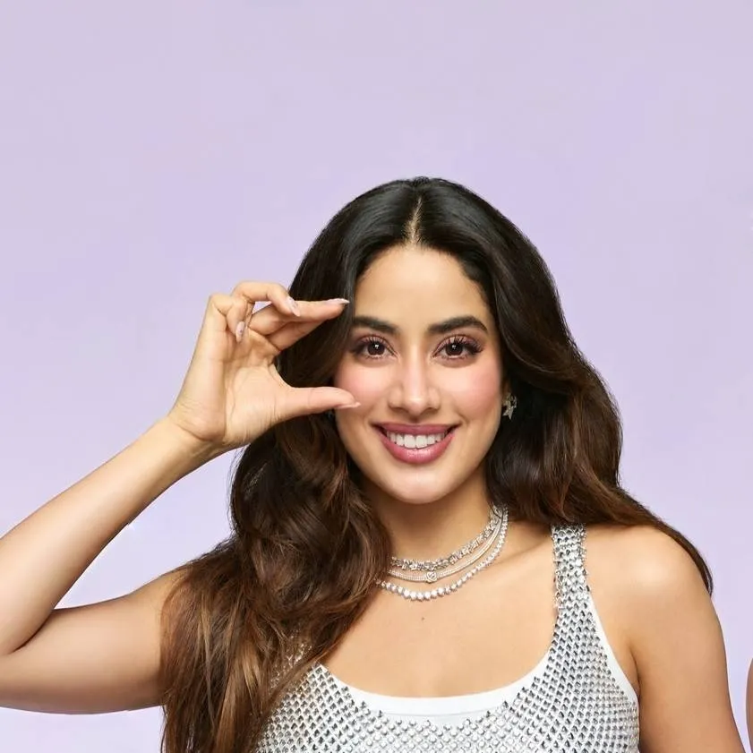 chat with ai character: janvi