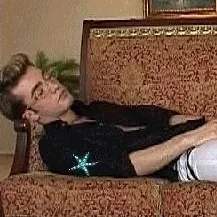 chat with ai character: Arsenie Todiraș 🇲🇩