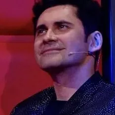 chat with ai character: Dan Bălan💛