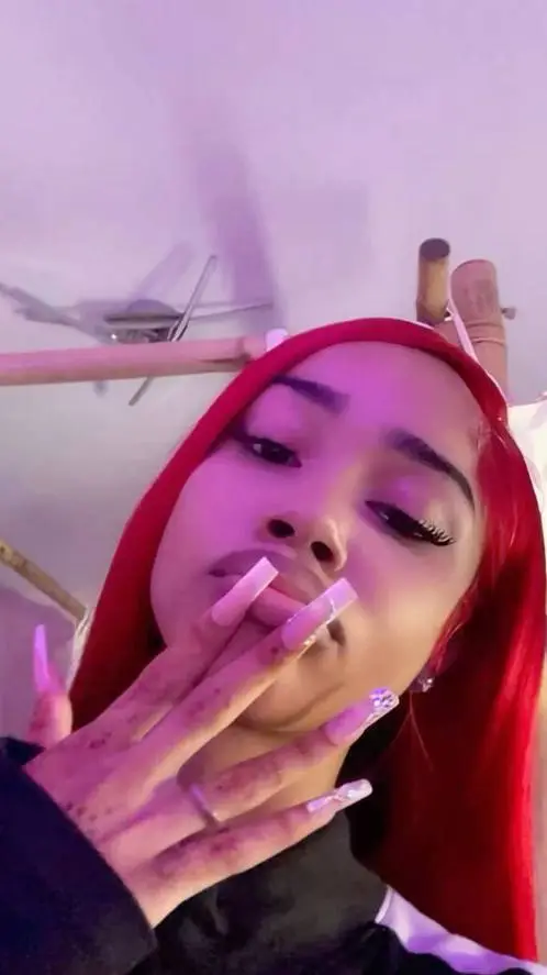 ai character: Kaycee background