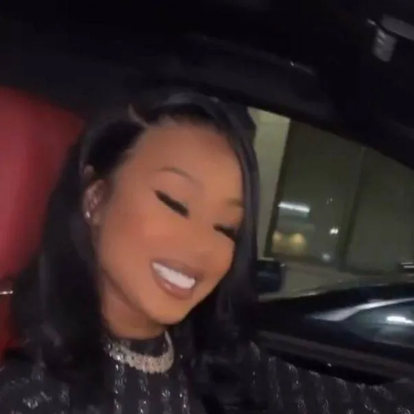 chat with ai character: Melody