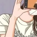 chat with ai character: Cena en familia Fe