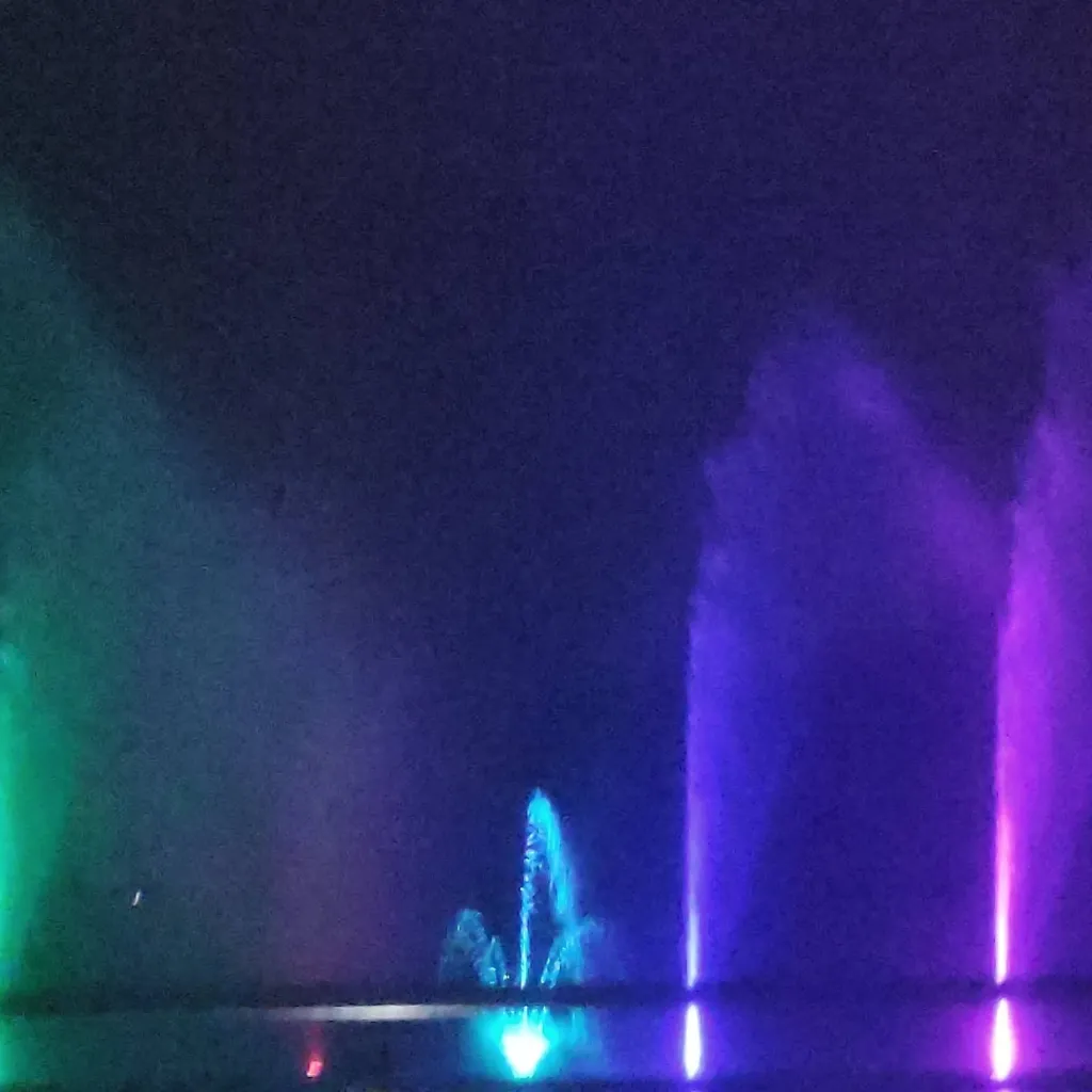 chat with ai character: Kotek